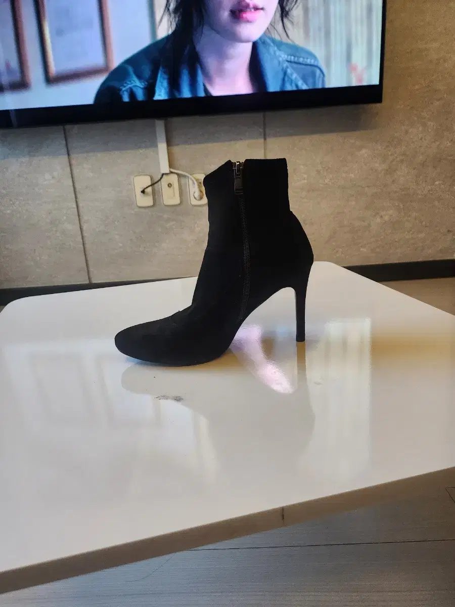 Suede Angle Boots