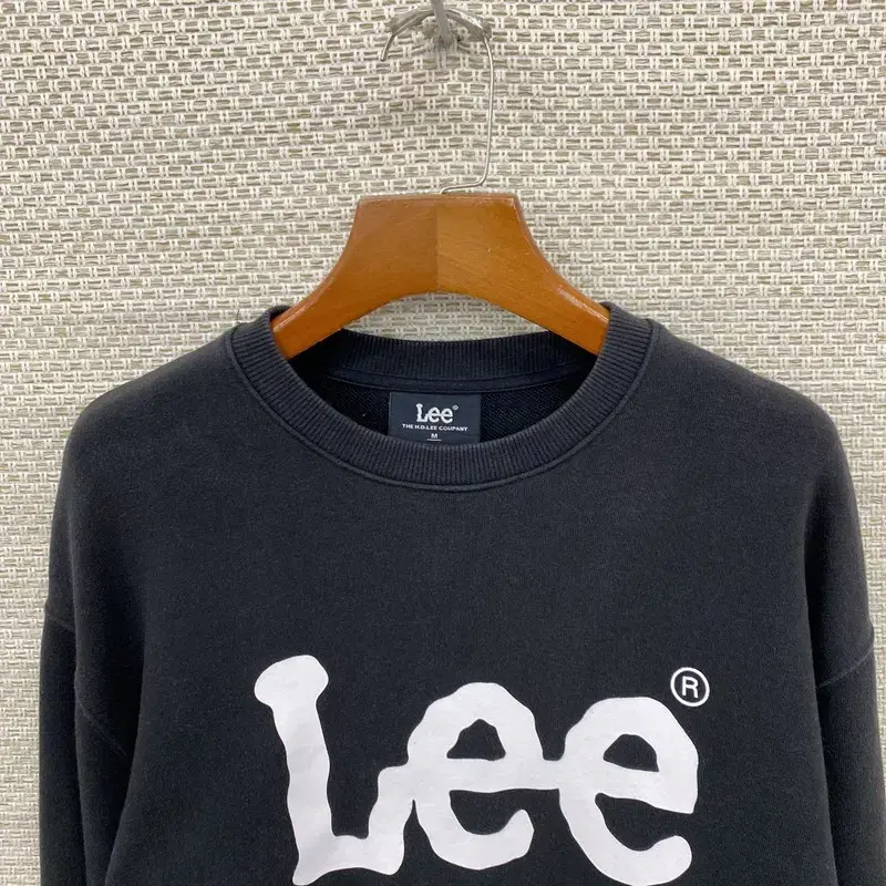 리 LEE 블랙 빅로고 캐쥬얼 맨투맨 95 K07500