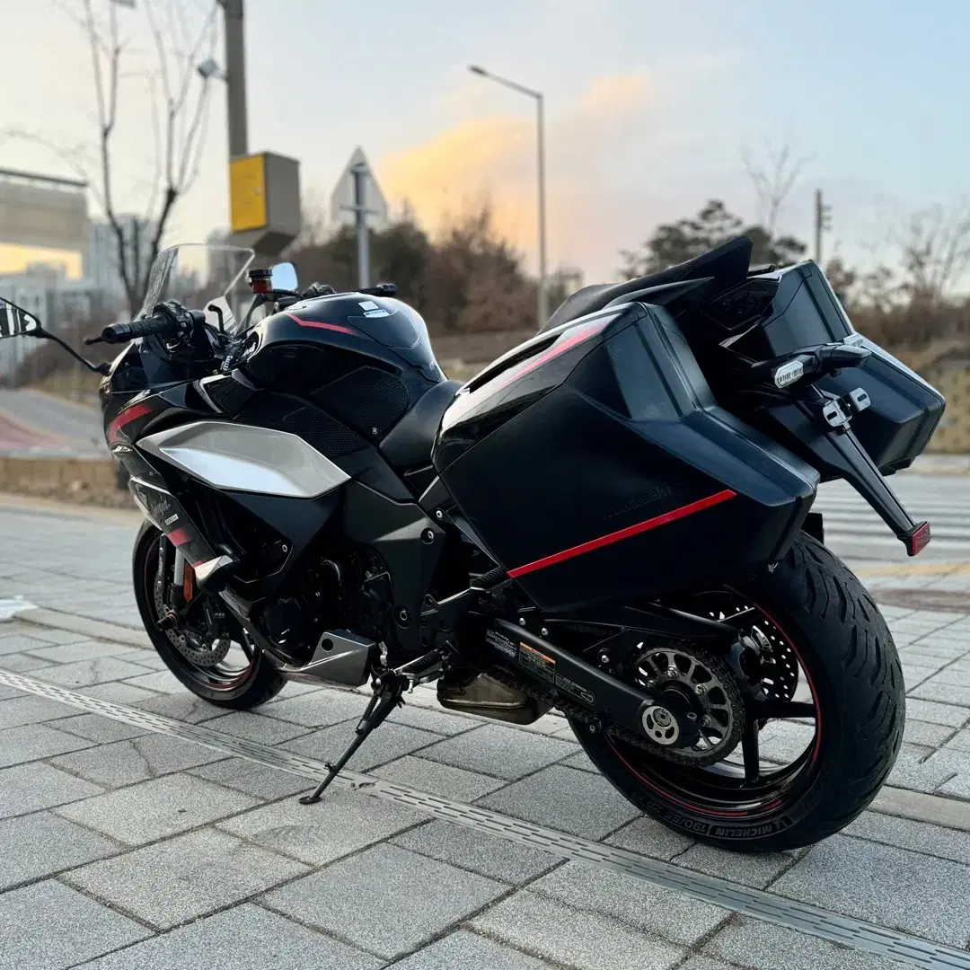 가와사키 닌자1000sx z1000sx 2020년식 아크라포빅 구변o