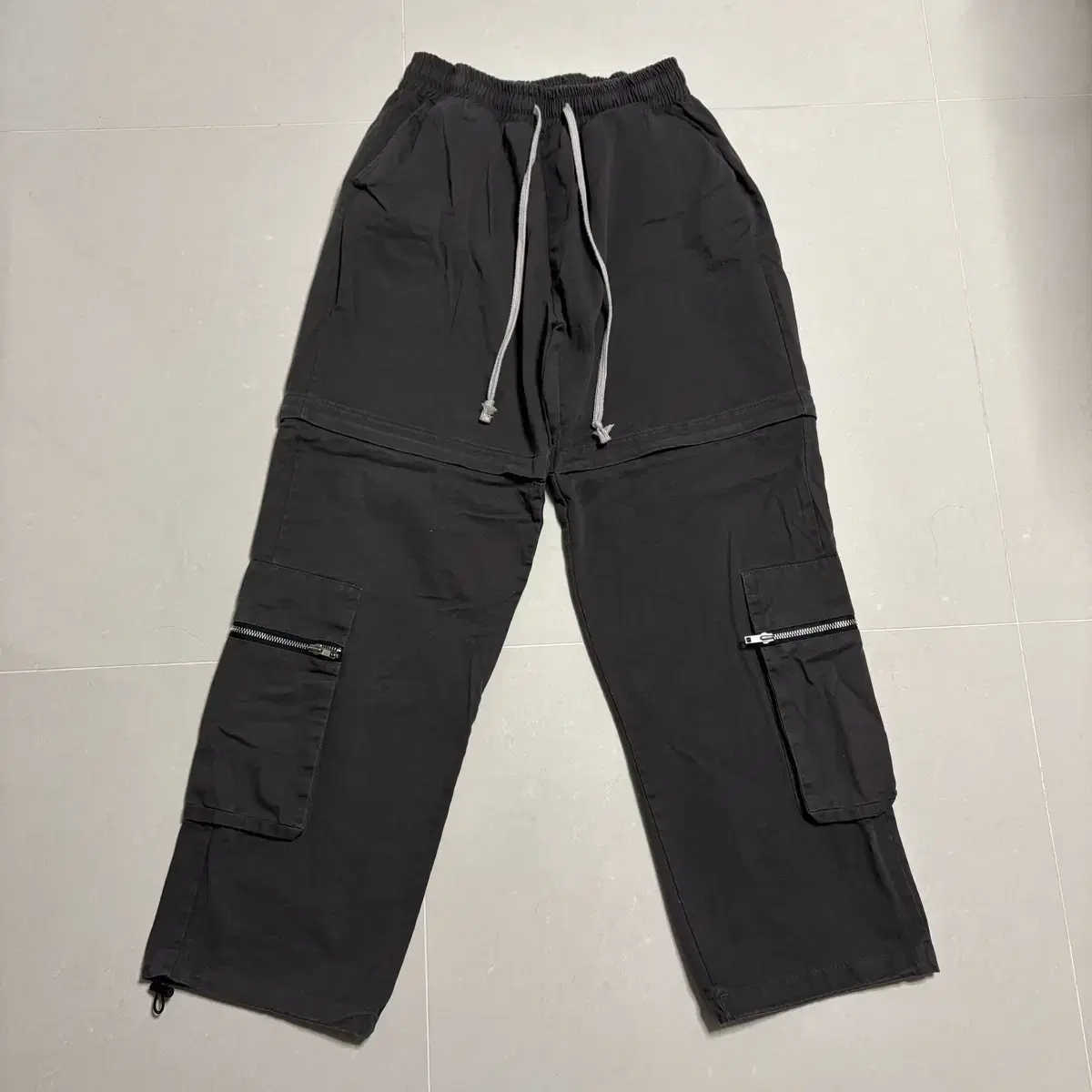 Genuine Claco Wide Cargo Pants Utility Two-Way Banded Pants Charcoal