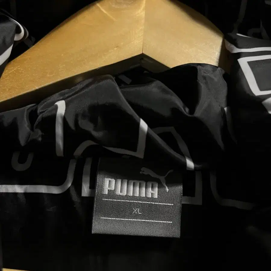 105 PUMA 푸마 블랙 후드 패딩점퍼 정품