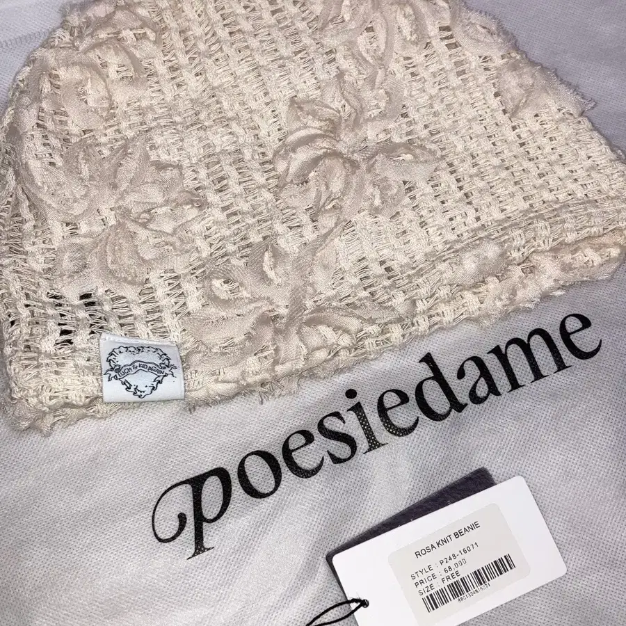 poesiedame rosa knit beanie