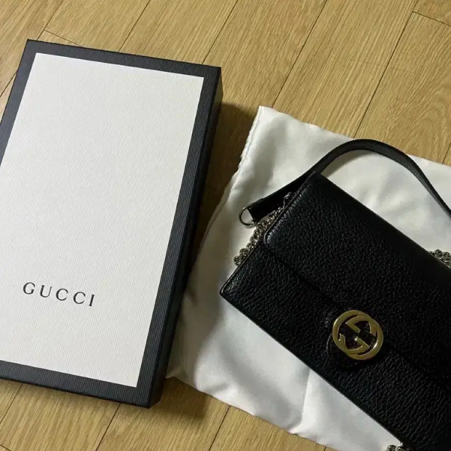 S급 : Gucci(구찌) 615523 레더 인터로킹 WOC 미니 크로스