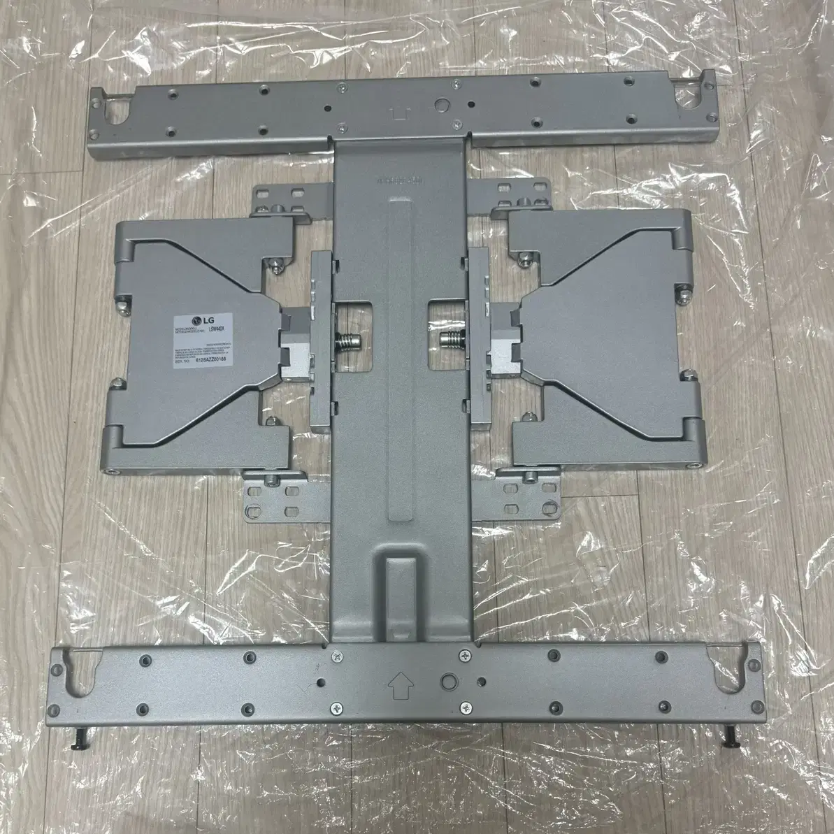LG전자 TV 벽걸이 브라켓 LSW440A 정품(42~75인치 적용)