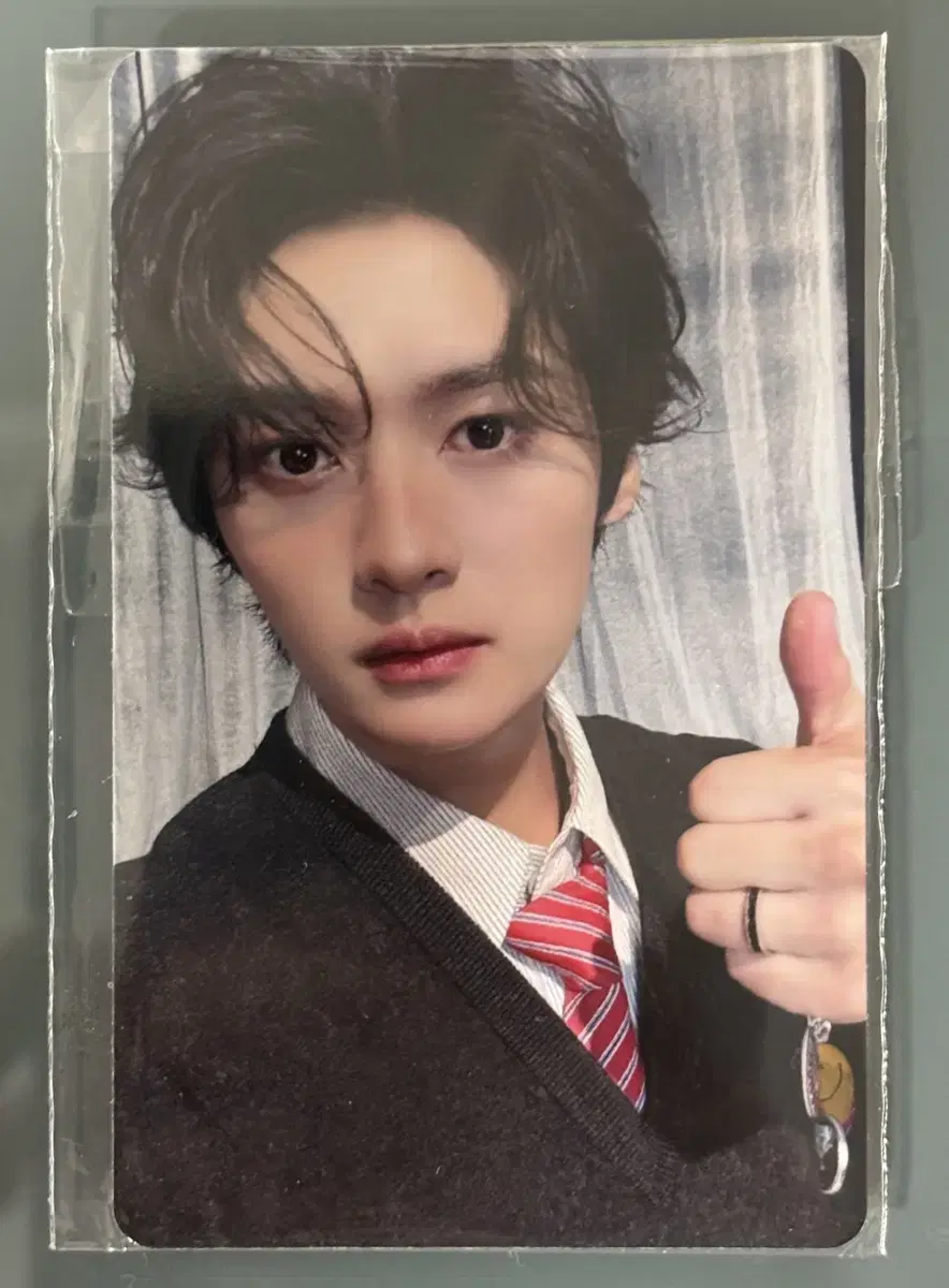 LEE KNOW jyp shop unreleased photocard wts does!