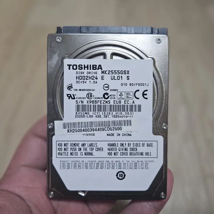 중고HDD TOSHIBA 250GB 2.5인치 팝니다.