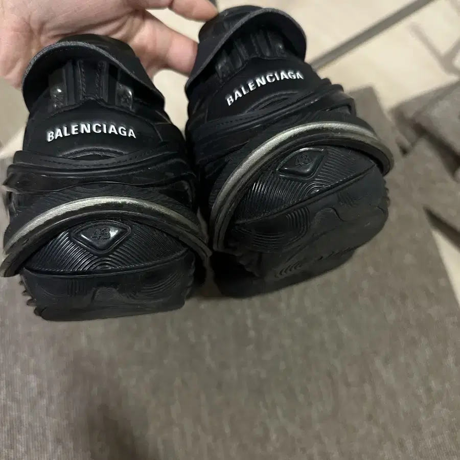 balenciaga tyrex 43