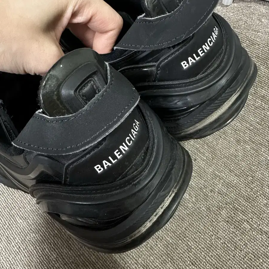 balenciaga tyrex 43