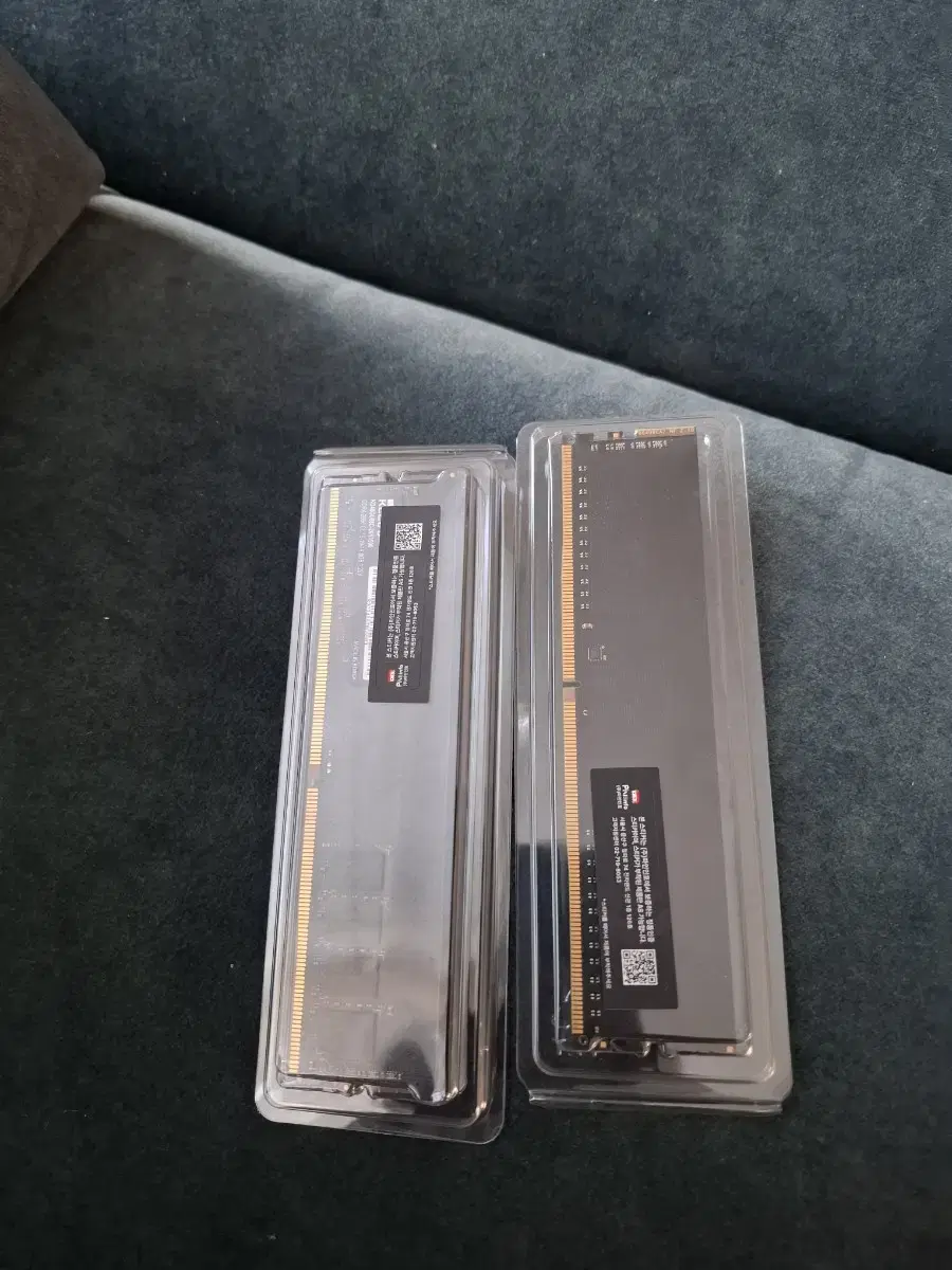 클레브 ddr4 8g 램 2개팝니다