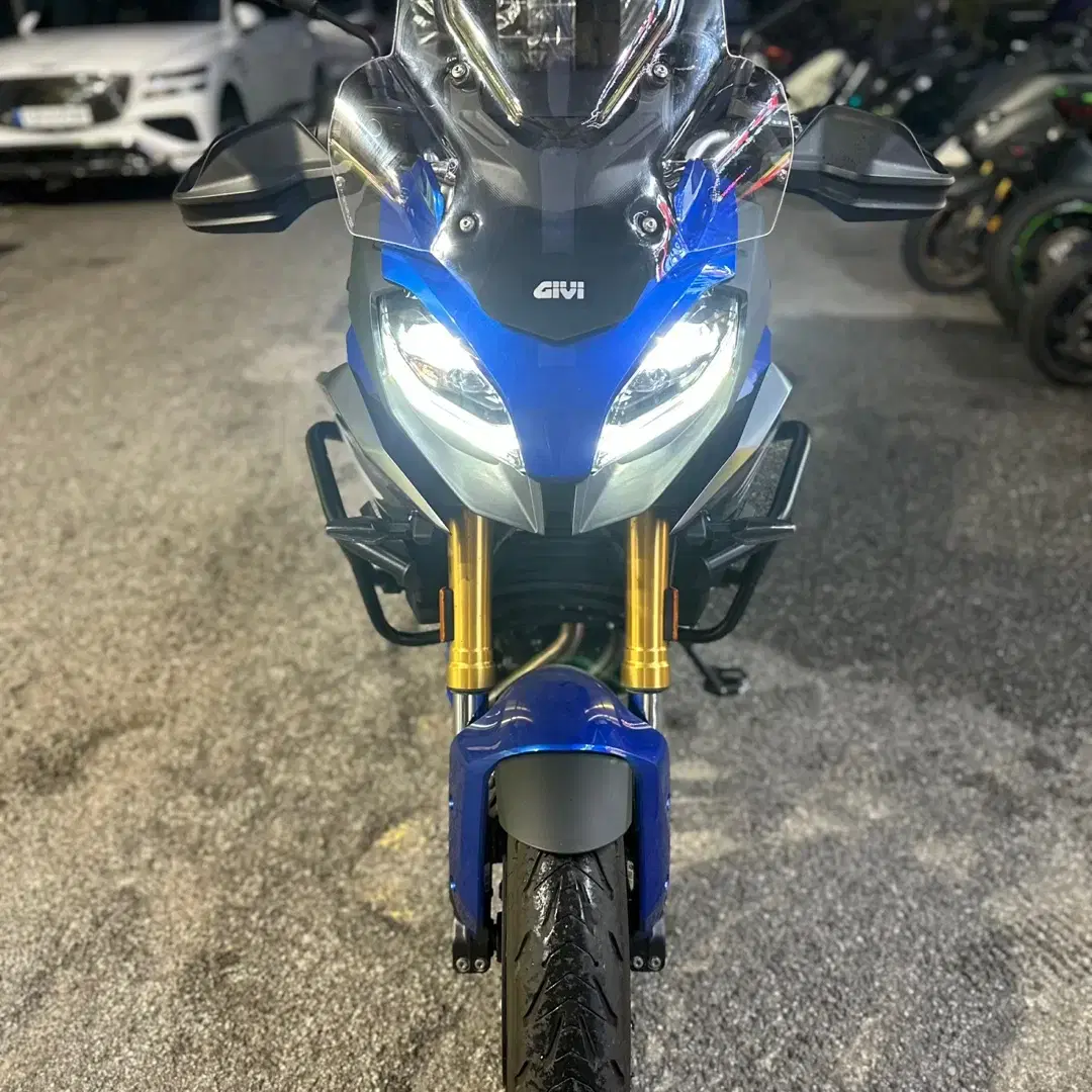 23년식 BMW F900xr 2천키로