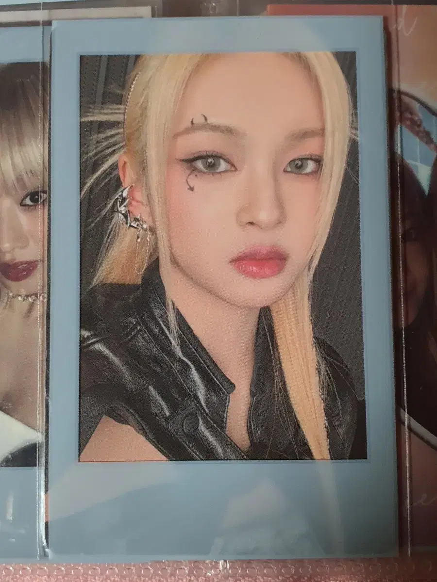 BABYMONS7ER Mini Album Chiquita Photocard