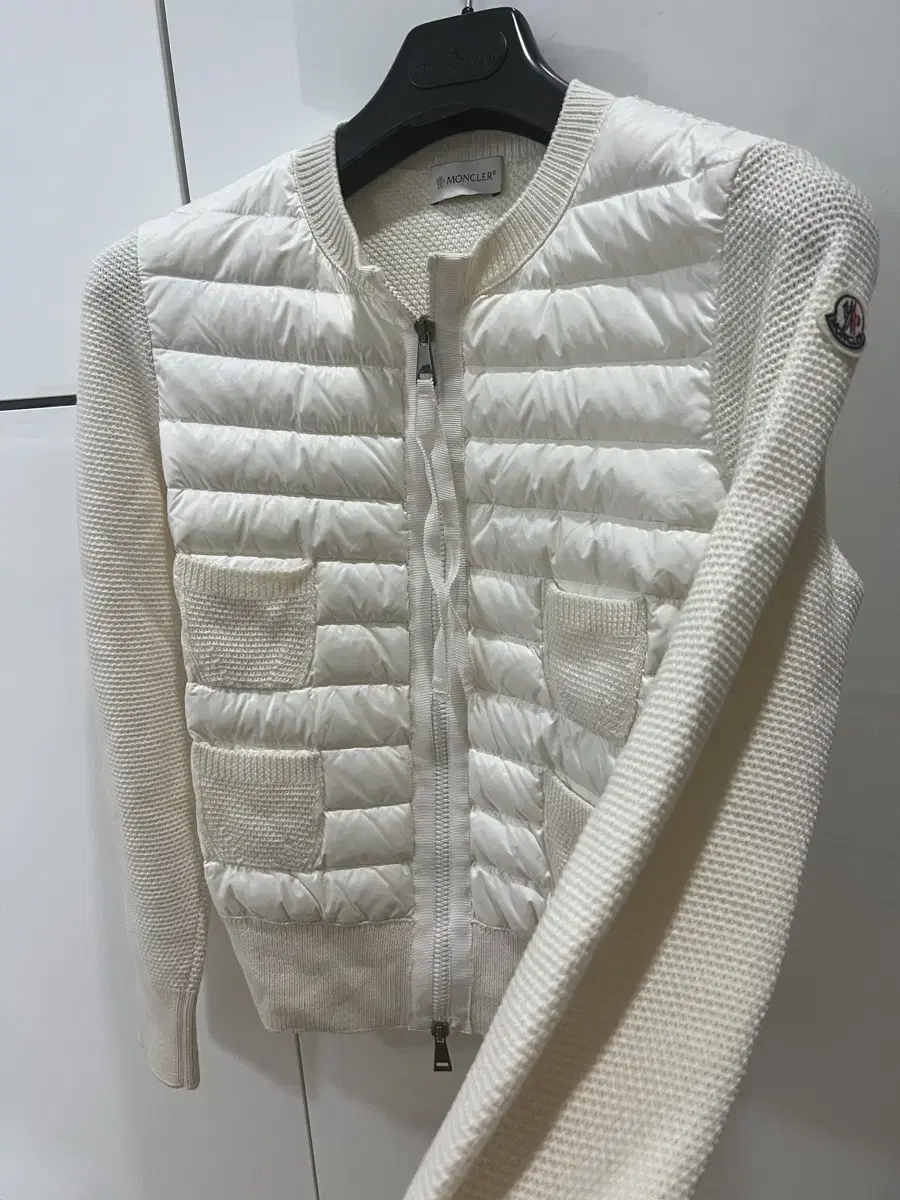 Moncler Women's Knitted Padding S (Brand New)