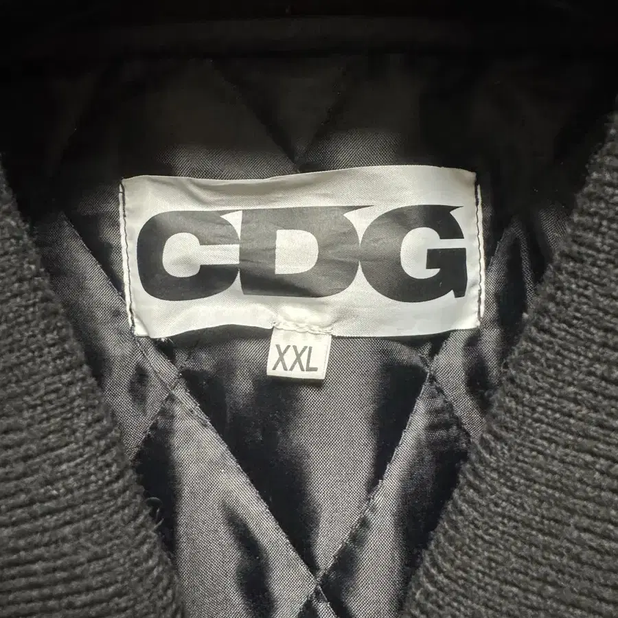 CDG 점퍼 XXL