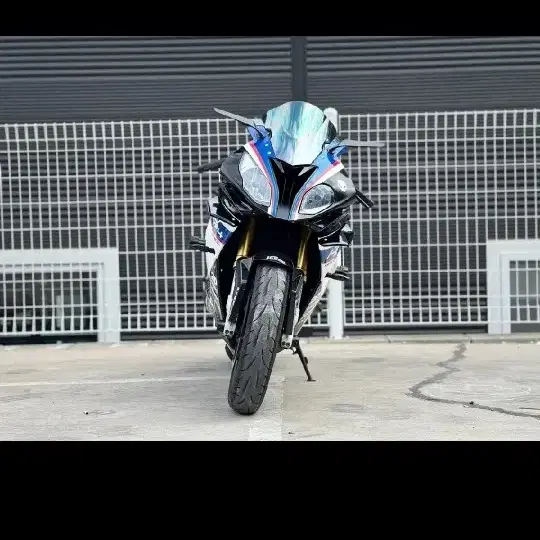 BMW S1000RR