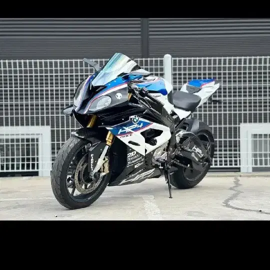 BMW S1000RR