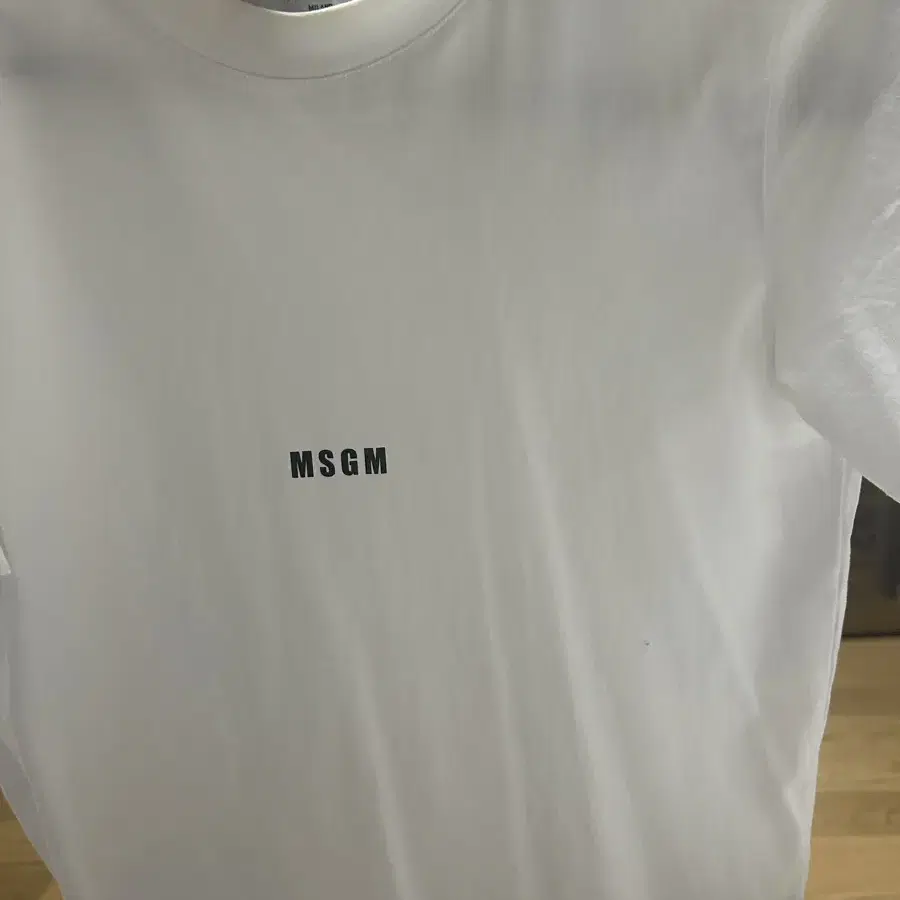 Msgm 반팔티