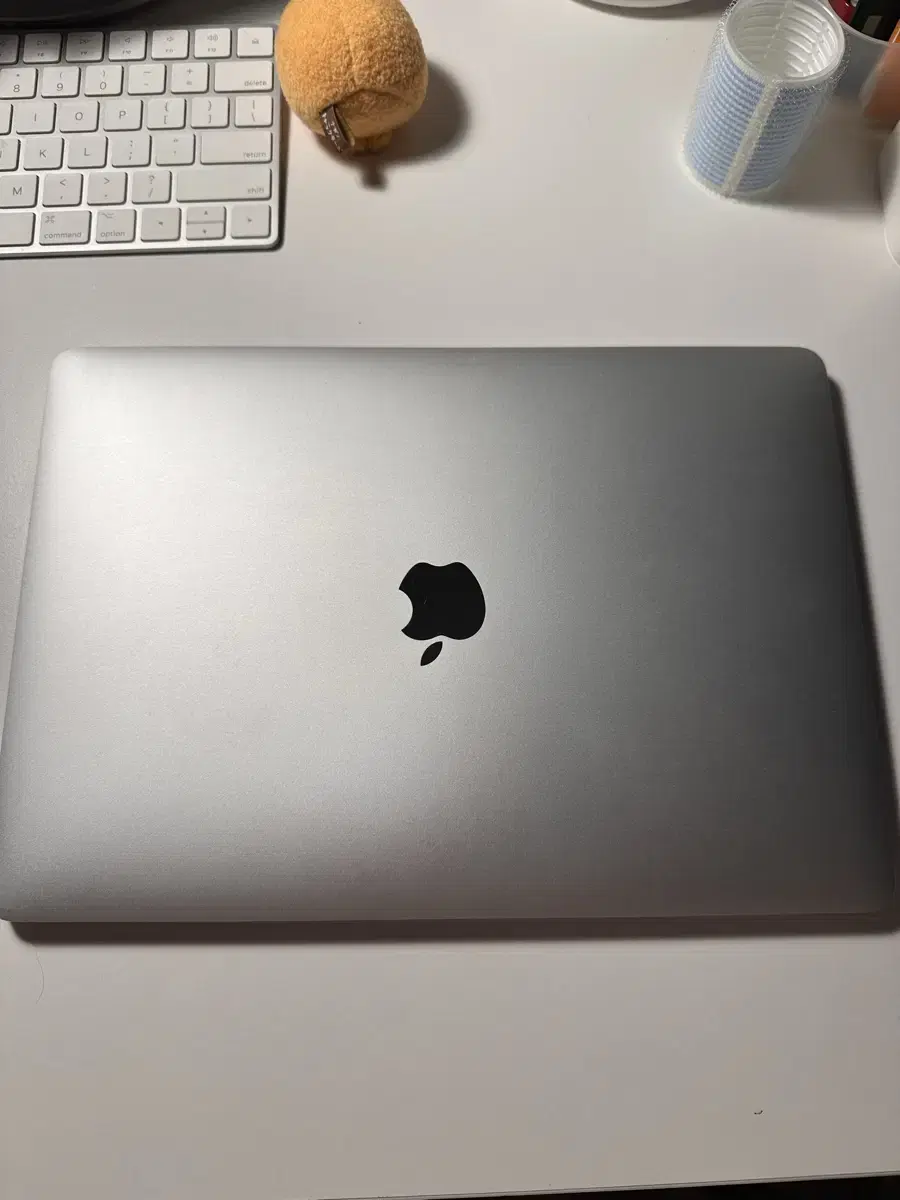 I'm selling my Apple MacBook Pro 2016 13-inch