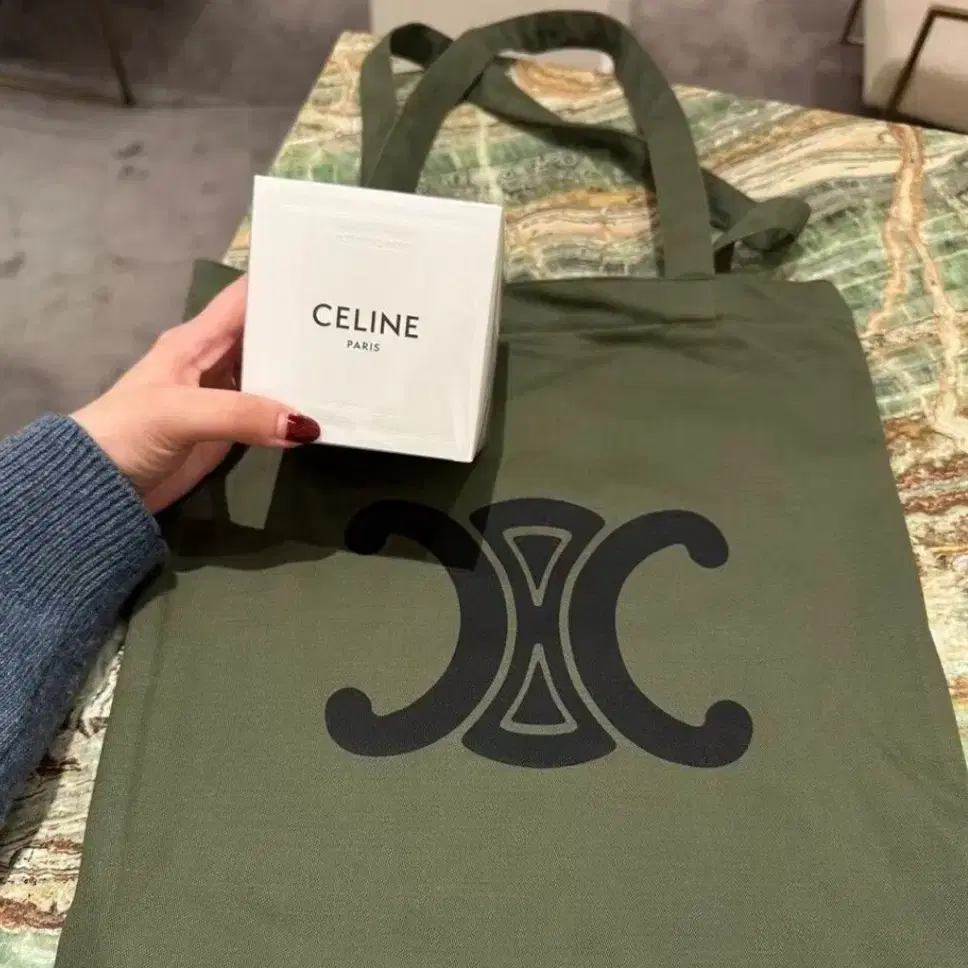 Celine 셀린느 카키 에코백