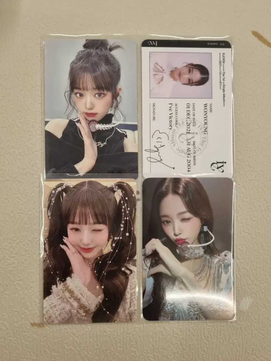 I ive wonyoung photocard sold it !