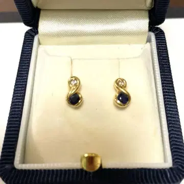 반돔 아오야마방돔 아오야마 18K 골드 귀걸이