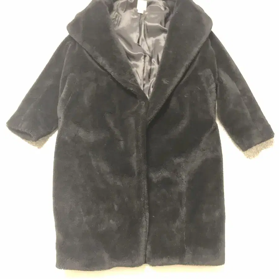 H&M oversized teddy bear coat 테디베어코트