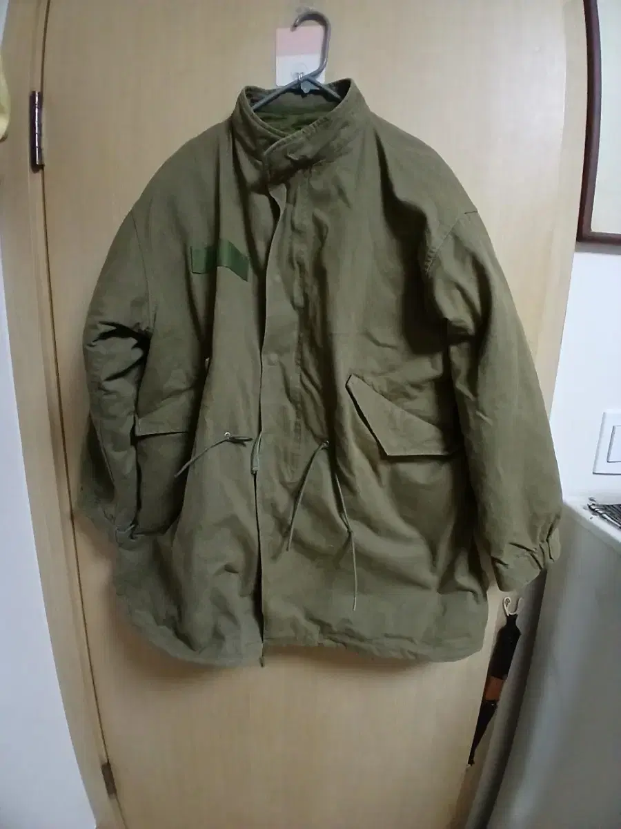 Military look, nighttime, A-grade, generous 100 size, tactical