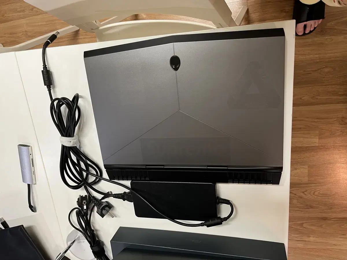 게임 노트북 Alienware 15 R3 팝니다