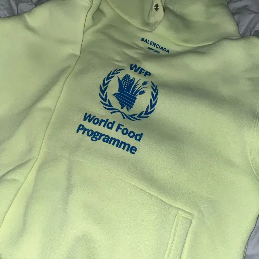 발렌시아가 wfp 후드  (s)