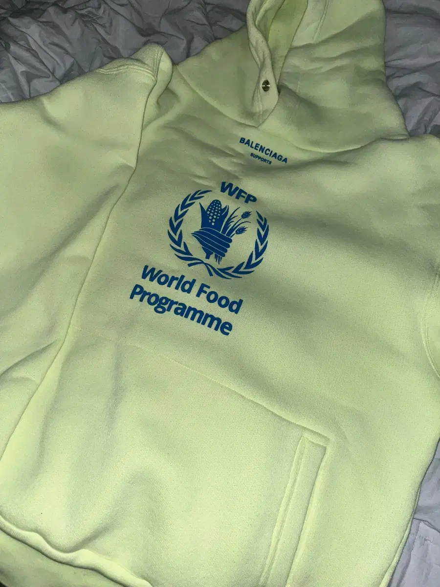 발렌시아가 wfp 후드  (s)