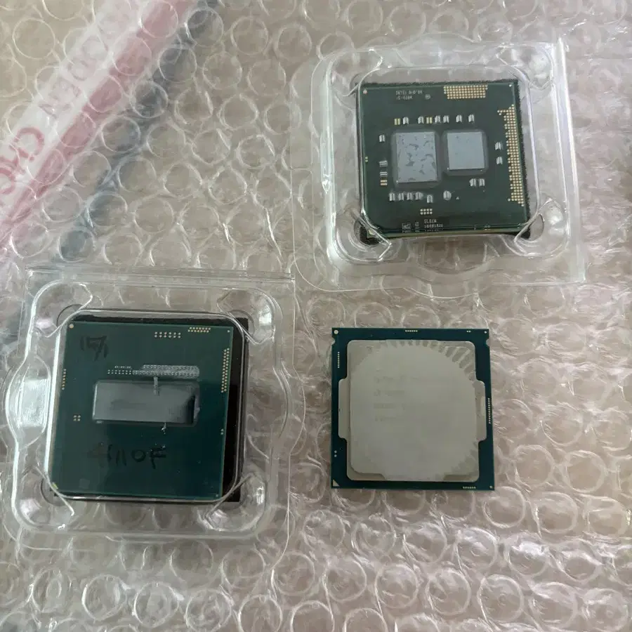 i5 460M, i3 8100, i7 4710F