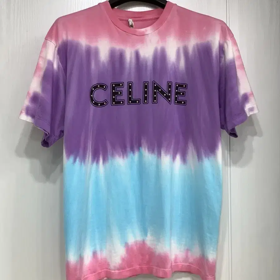 [M]셀린느 스터드 로고 타이다이 나염 반팔 티셔츠 celine