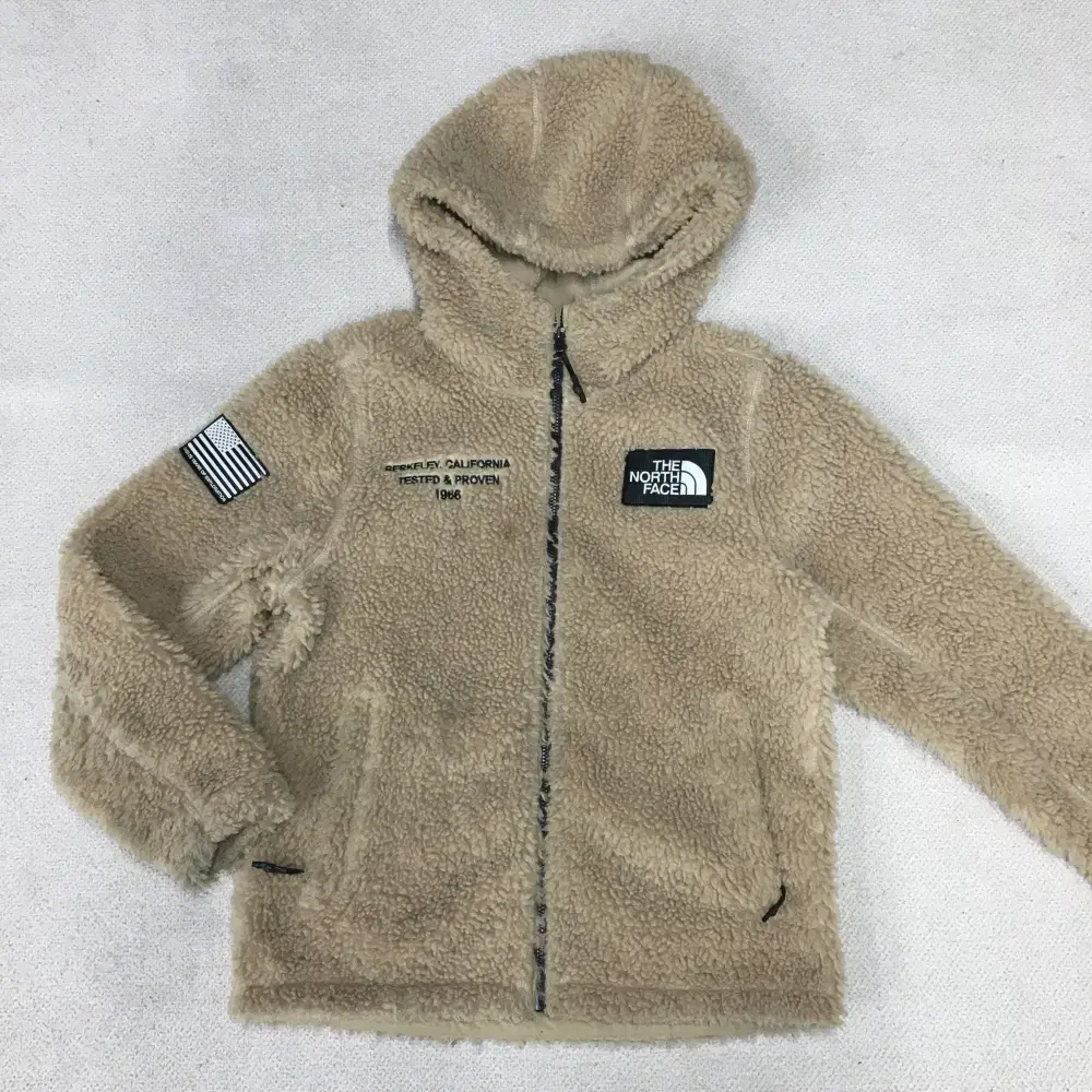 The North Face Kids' HoodieJyp Shop L27