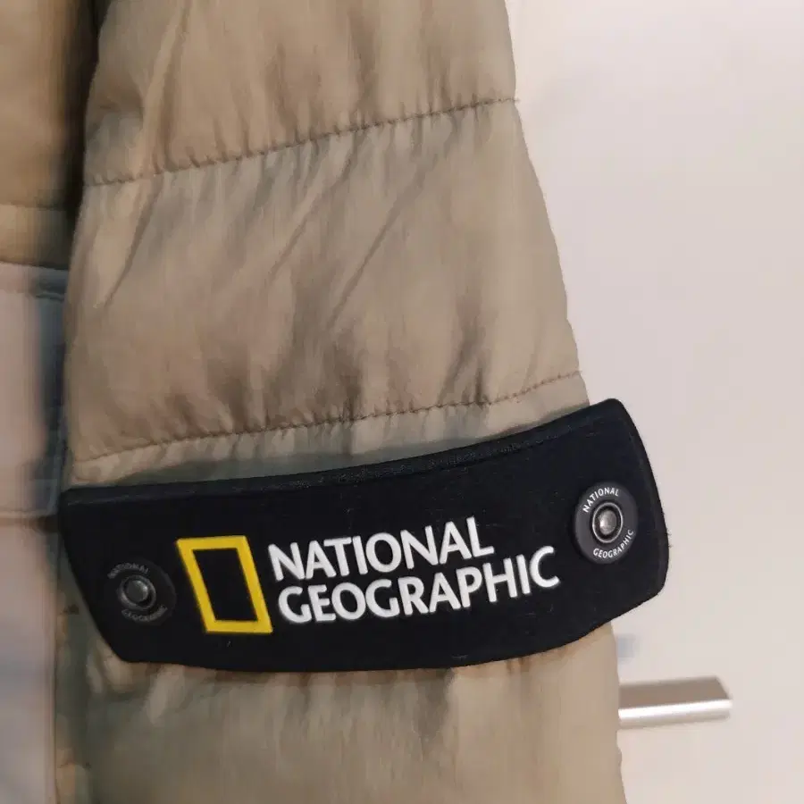 National Geographic 내셔널지오그래픽 경량패딩  M