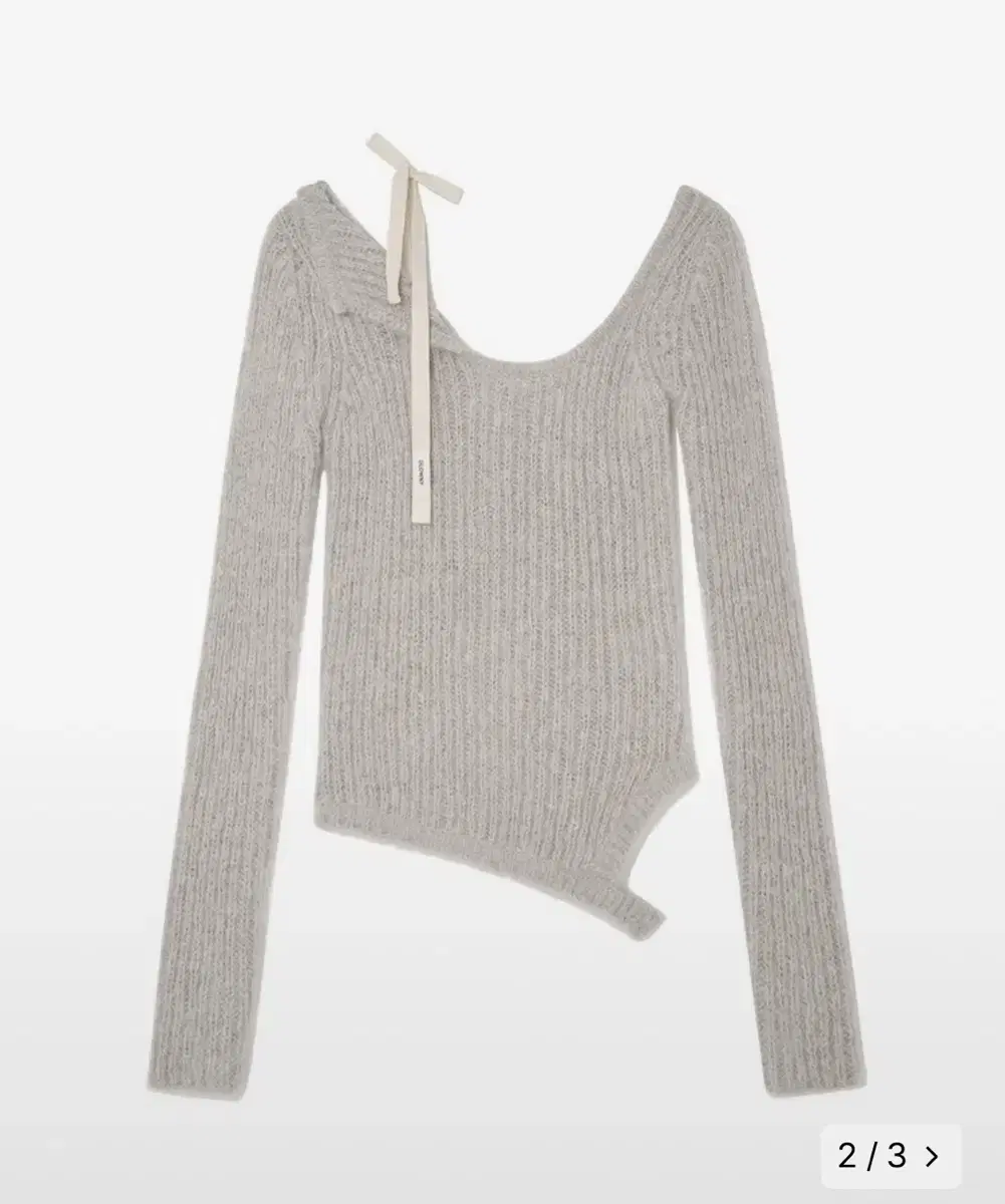 글로니 니트 ISA ASYMMETRICAL KNIT TOP (FOG)