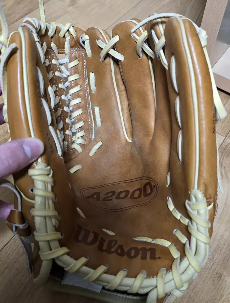 Wilson A2000 Utu Gloves