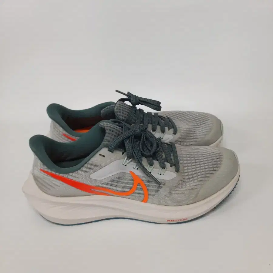 나이키 AIR ZOOM PEGASUS39 /DM4015-003/230mm