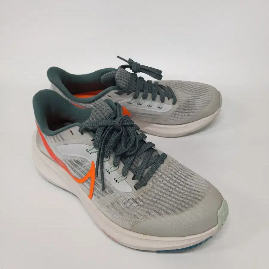 나이키 AIR ZOOM PEGASUS39 /DM4015-003/230mm