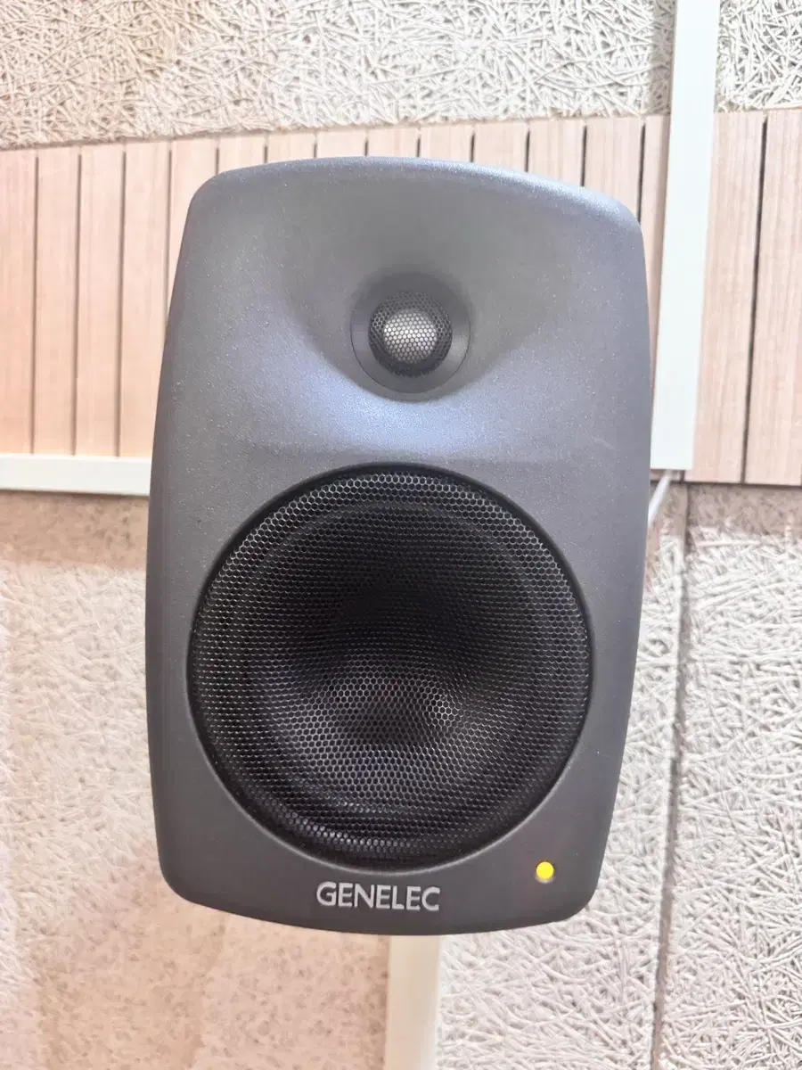 Genelec 8330a