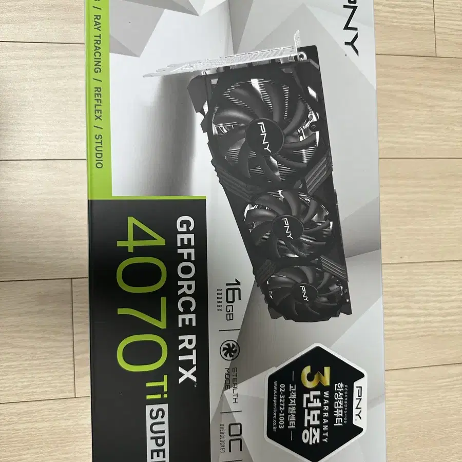 PNY 지포스 RTX 4070 Ti SUPER 그래픽카드