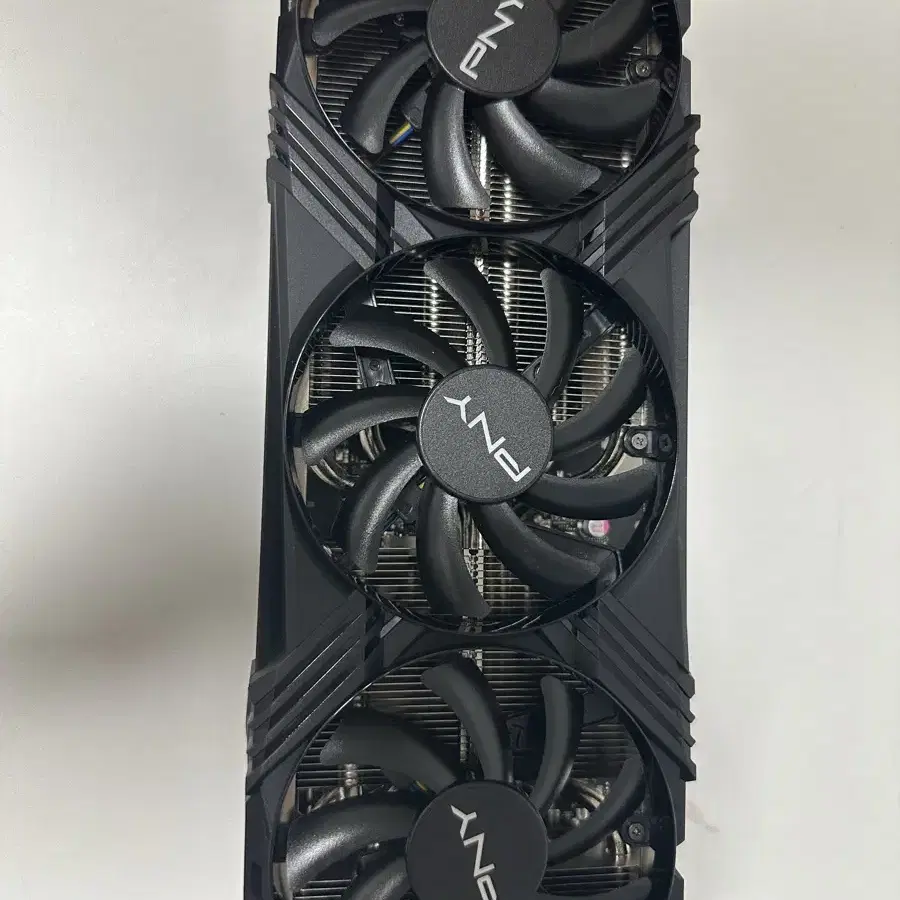 PNY 지포스 RTX 4070 Ti SUPER 그래픽카드