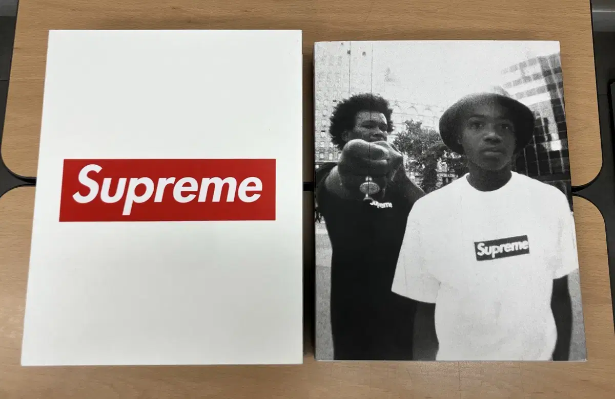 슈프림 아카이브북 (SUPREME x PHAIDON)