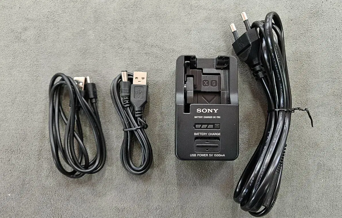 Sony BC-TRX Battery Charger + NP-BX1 ZV-1 Fast Charger