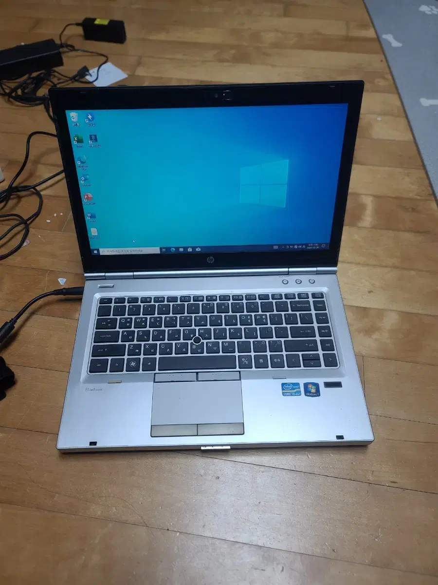 HP 8560p 노트북 i5-2540m 램8 SSD120