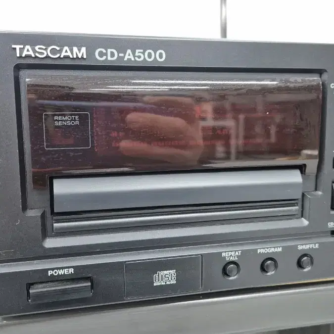 TASCAM CD-A500 팝니다