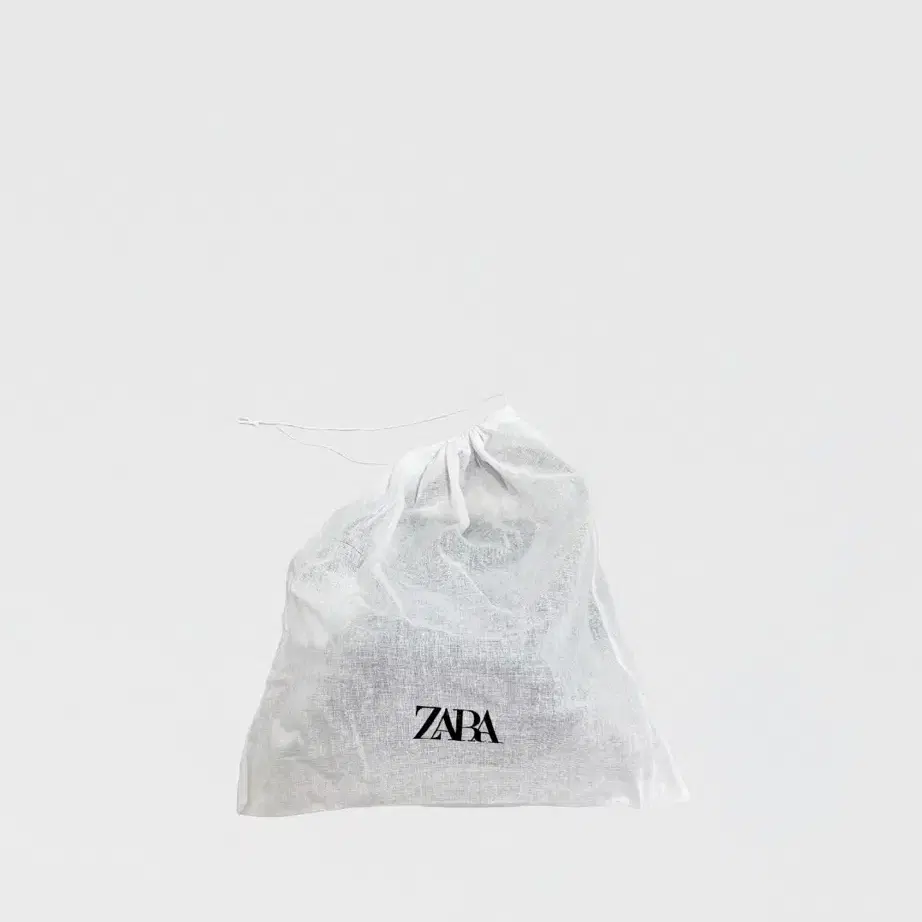 Zara 스티치 버킷백