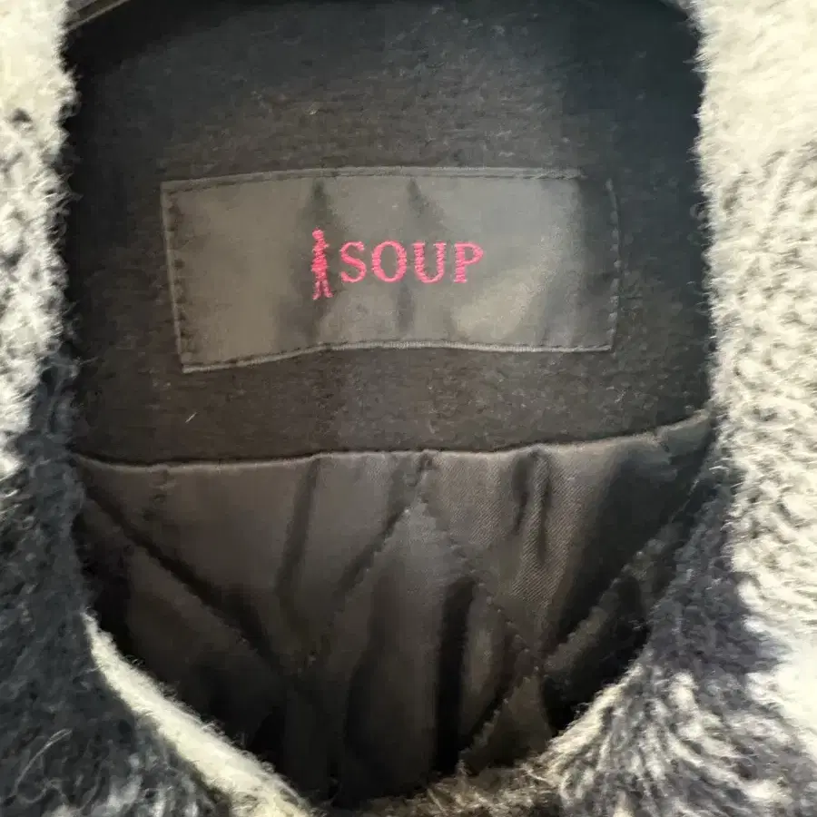 SOUP 더블버튼 체크 반코트