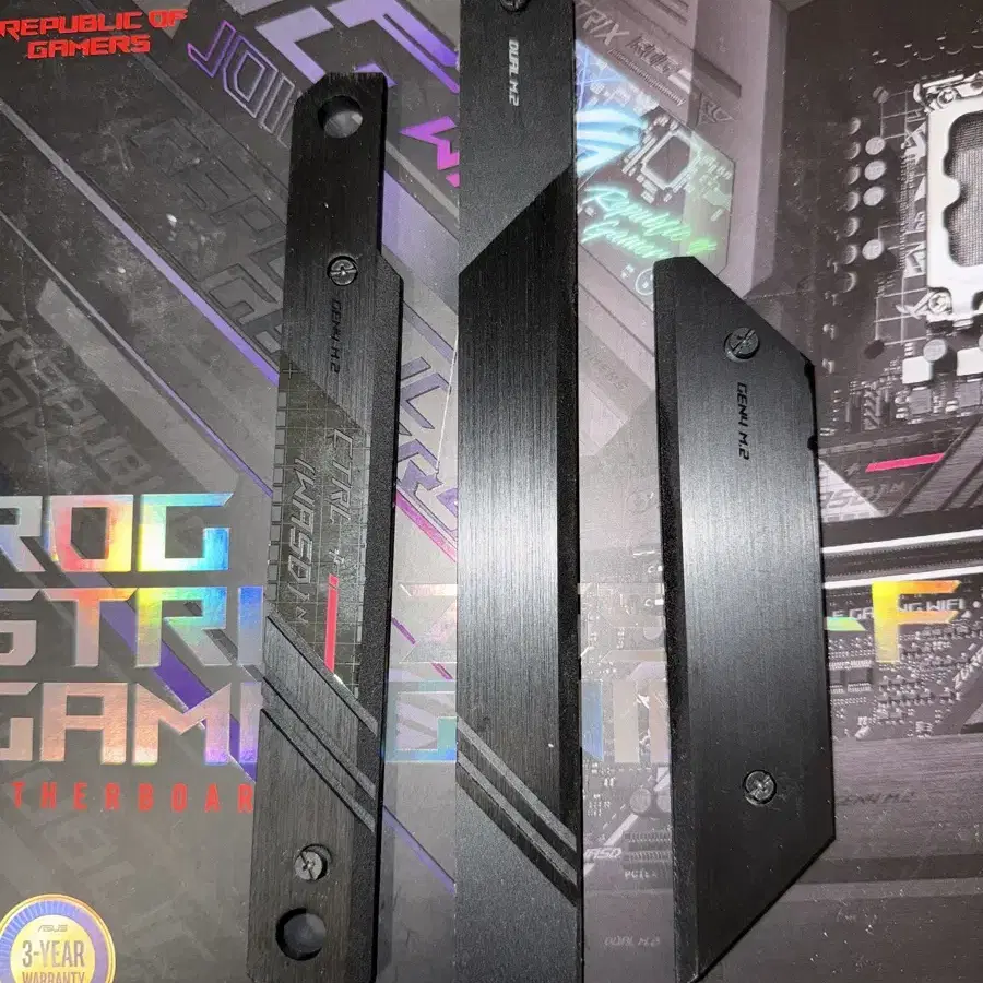 ASUS ROG STRIX Z690-F GAMING WIFI