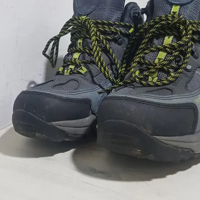 택포 270~275 A급 TREKSTA GORE-TEX 트레킹 중등산화