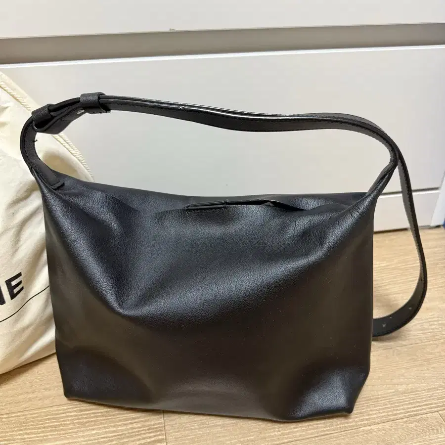 르아보네 가띠백 GATTI bag