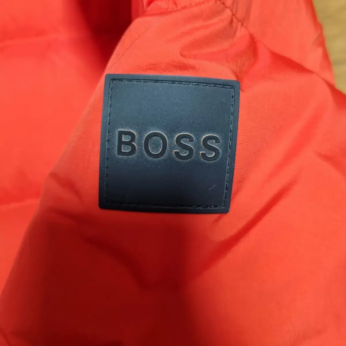 명품 휴고보스패딩 HUGO BOSS(사이즈95~100)